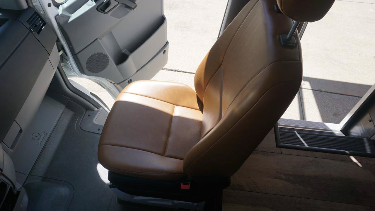 Used 2012 Mercedes-Benz Sprinter 3500 image 27