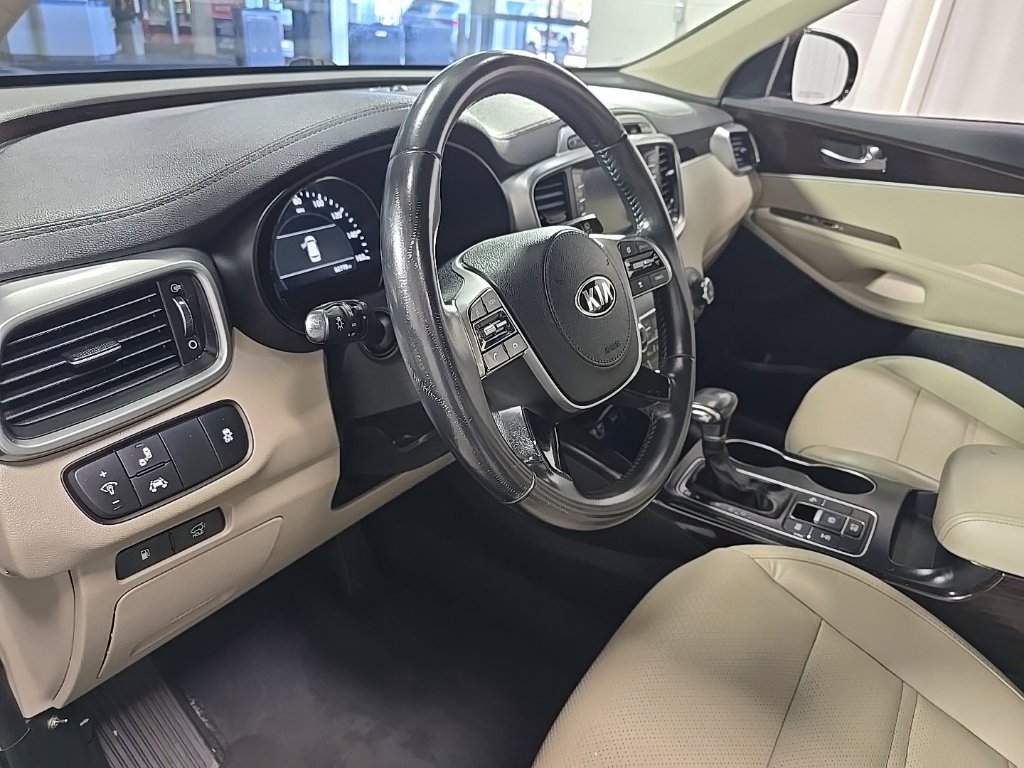 Used 2019 Kia Sorento EX AWD/4WD image 19