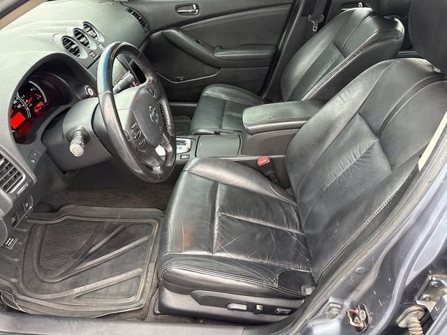 Used 2010 Nissan Altima 2.5 SL w/ SL Pkg FWD image 10