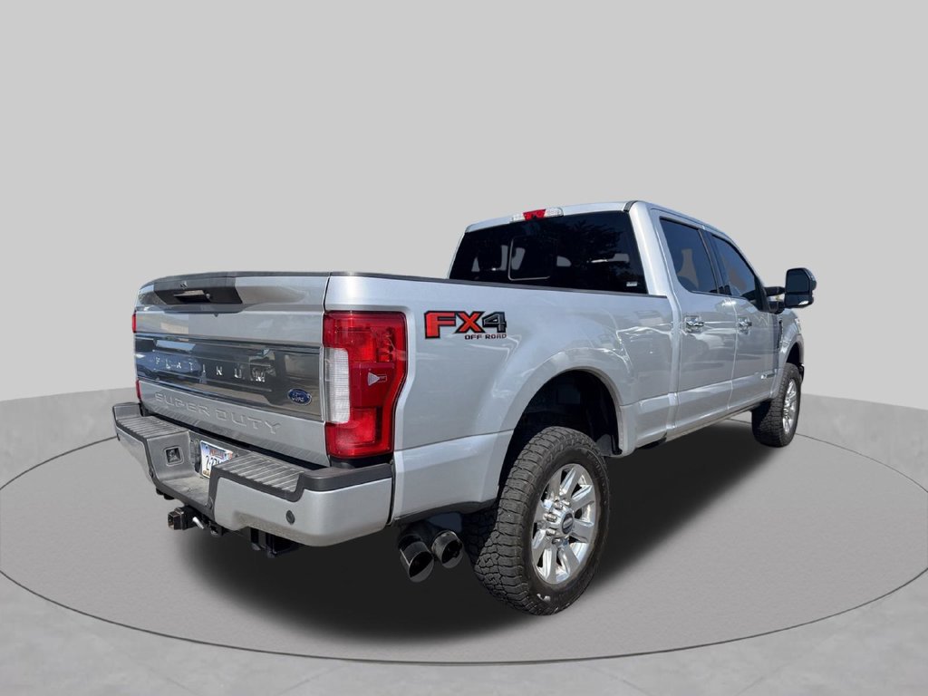 Used 2017 Ford F250 Platinum w/ Platinum Ultimate Package AWD/4WD image 4