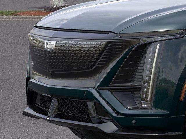 New 2026 Cadillac Lyriq V AWD/4WD image 13