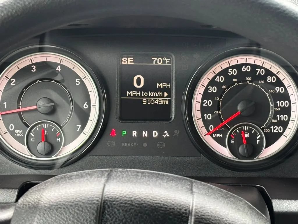 Used 2018 RAM 1500 ST AWD/4WD image 19