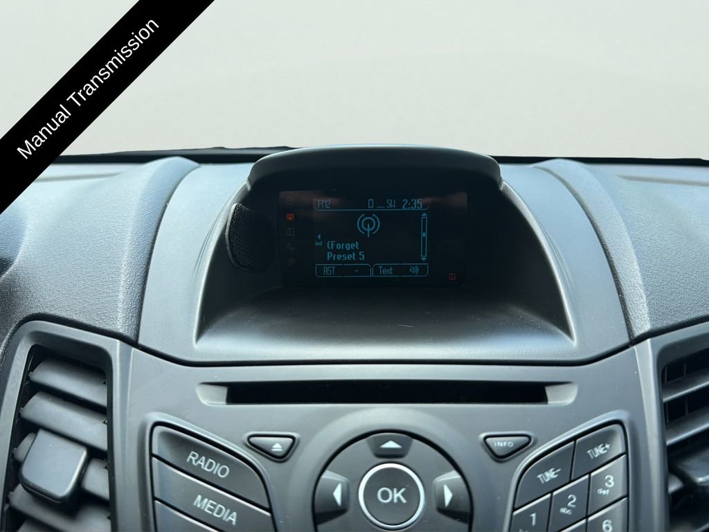 Used 2016 Ford Fiesta SE FWD image 29