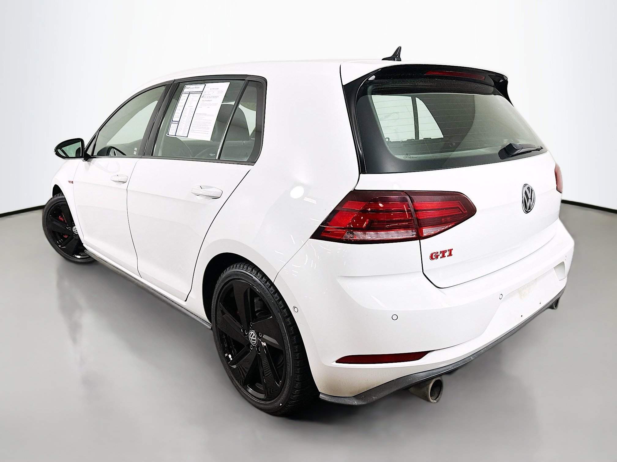 Used 2020 Volkswagen GTI 4-Door FWD image 5