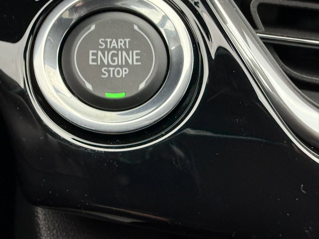 New 2026 Chevrolet Trax RS w/ Sunroof Package image 19