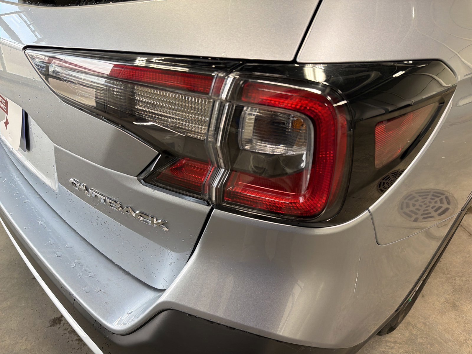 Certified 2022 Subaru Outback Limited image 11