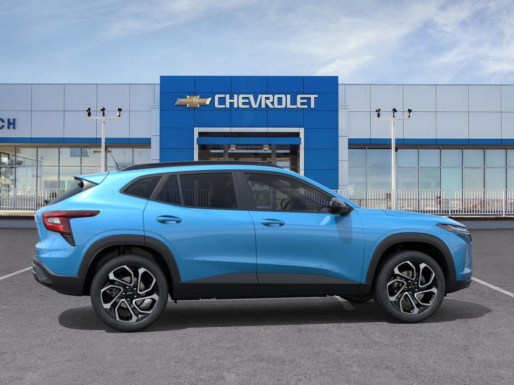 New 2026 Chevrolet Trax RS w/ Driver Confidence Package FWD image 5