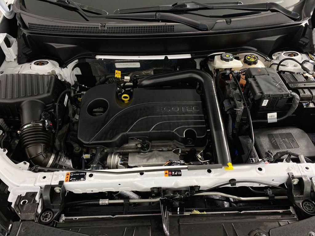 Certified 2024 Chevrolet Equinox RS FWD image 23