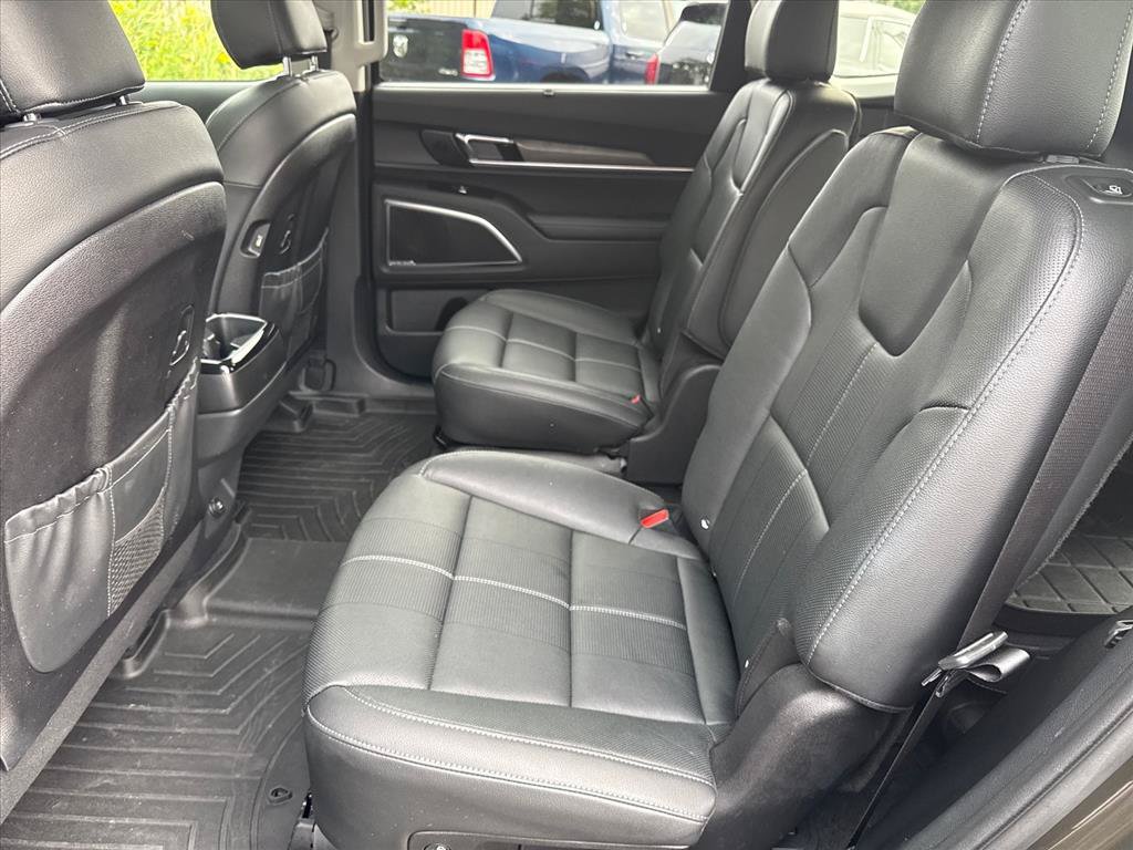 Used 2021 Kia Telluride SX w/ Towing Package AWD/4WD image 26