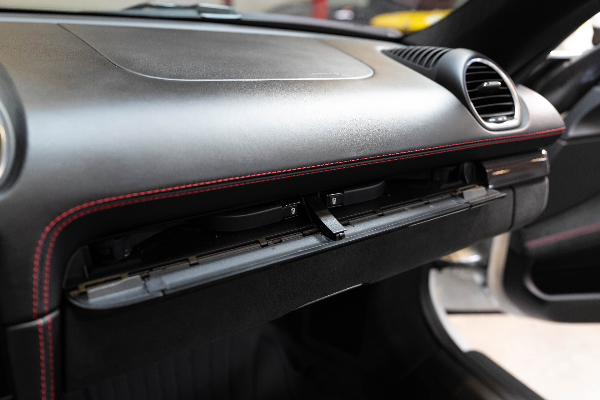 Used 2021 Porsche 718 Boxster Spyder image 68