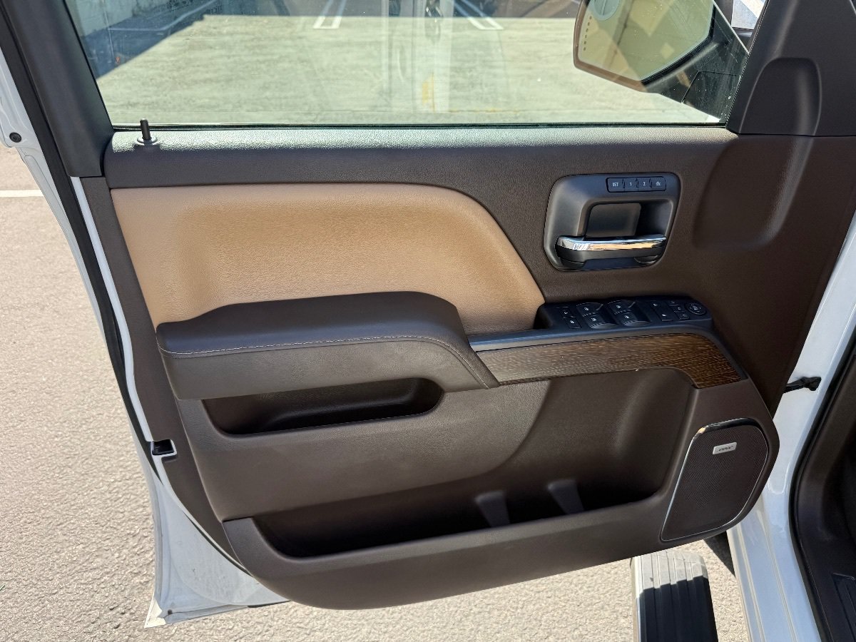 Used 2018 GMC Sierra 1500 Denali w/ Denali Ultimate Package AWD/4WD image 11