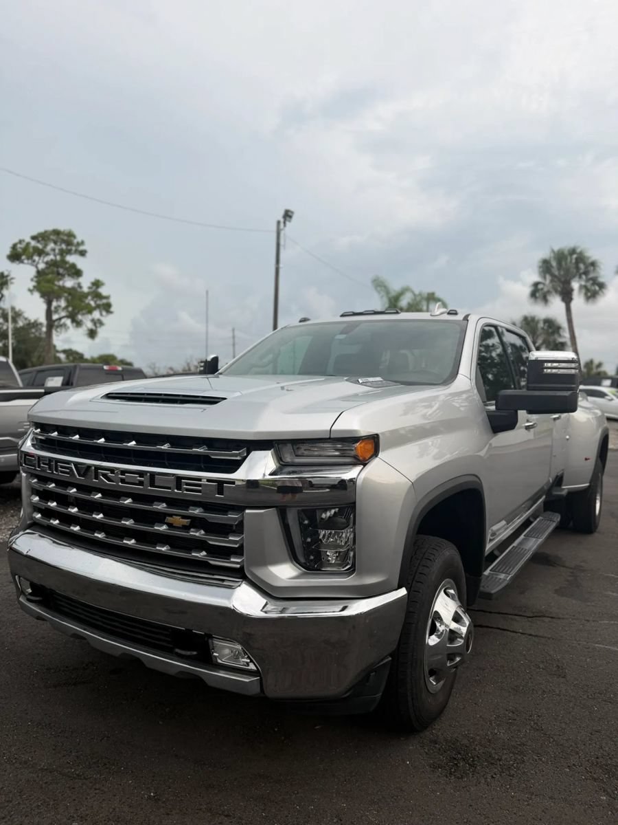 Used 2020 Chevrolet Silverado 3500 LTZ w/ Gooseneck/5TH Wheel Package AWD/4WD image 1