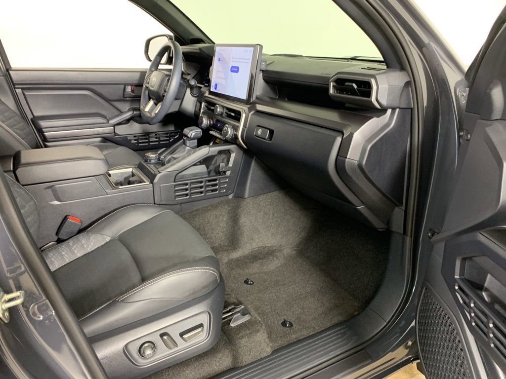 Used 2025 Toyota 4Runner TRD Sport Premium AWD/4WD image 39