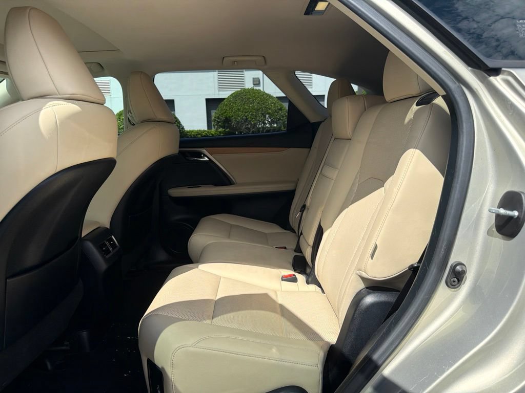 Used 2021 Lexus RX 350L FWD w/ Premium Package image 13