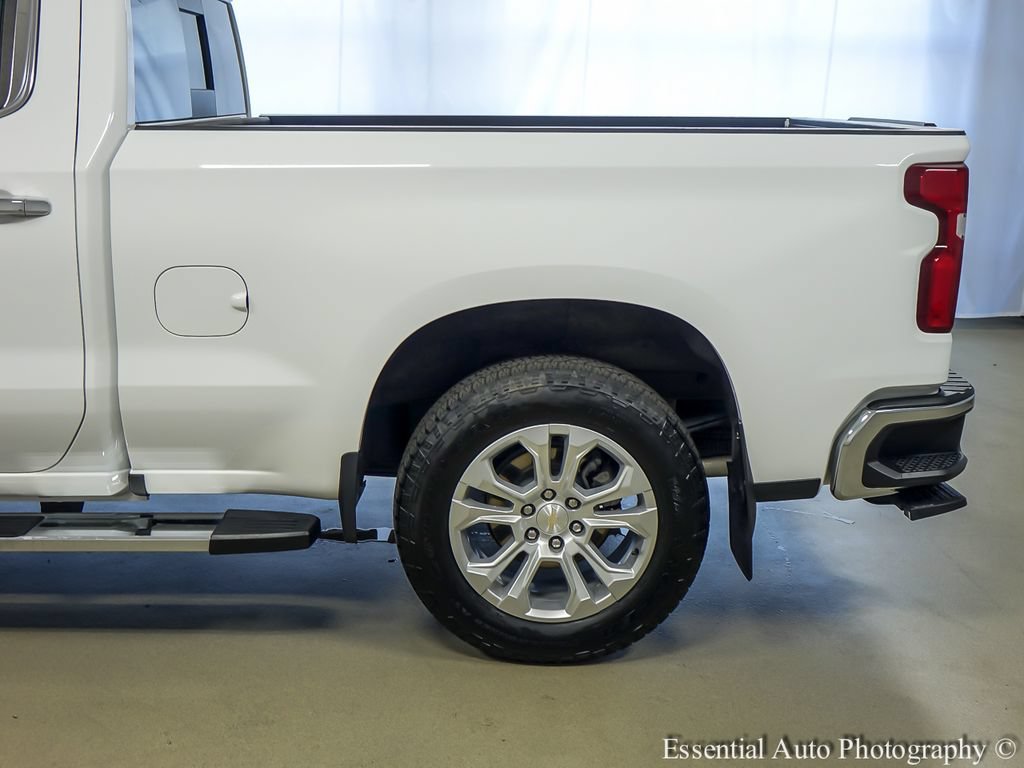 Used 2024 Chevrolet Silverado 1500 LTZ AWD/4WD image 9