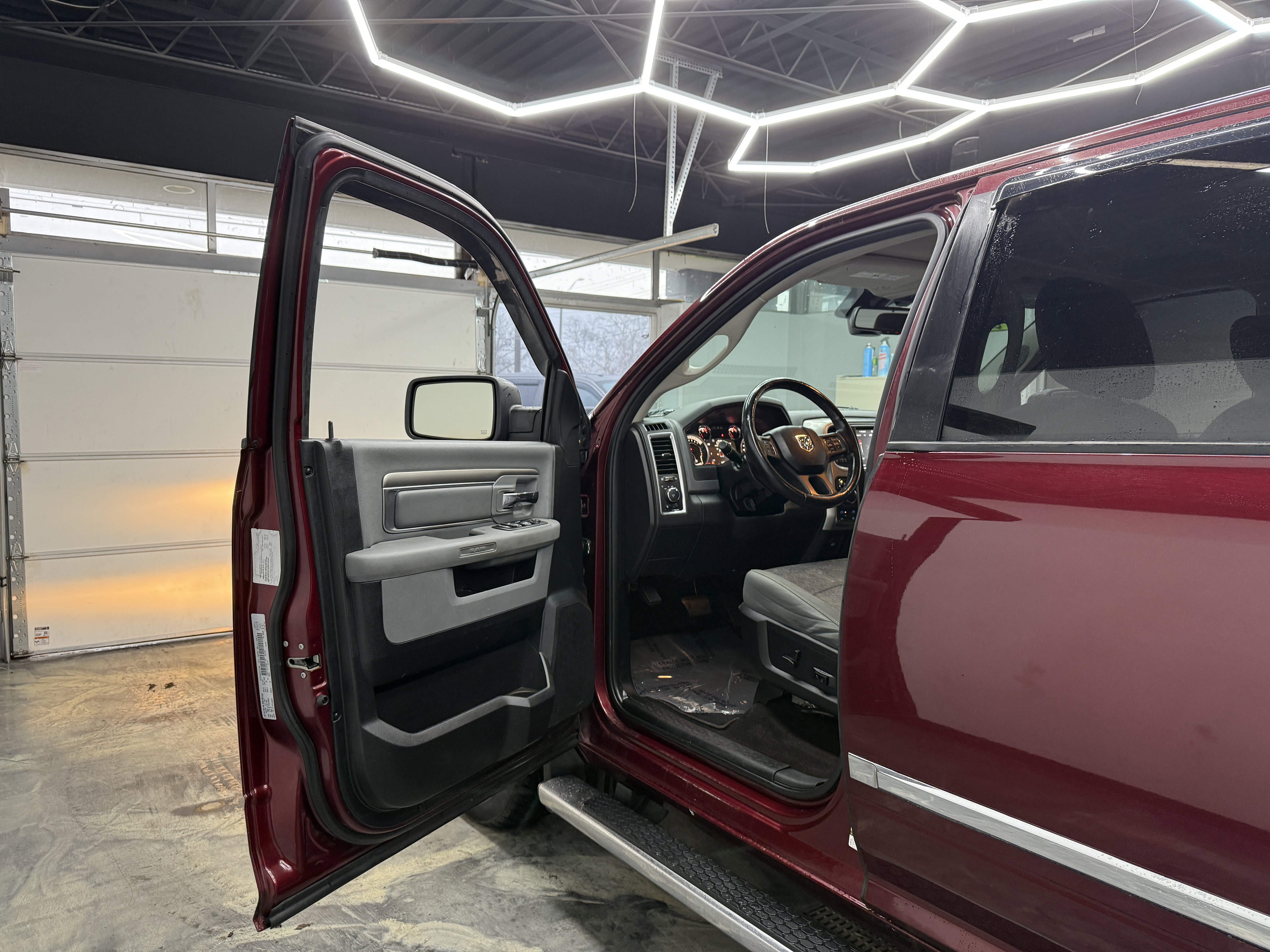 Used 2018 RAM 1500 Big Horn image 8