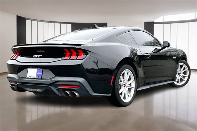 Used 2024 Ford Mustang GT Premium image 6