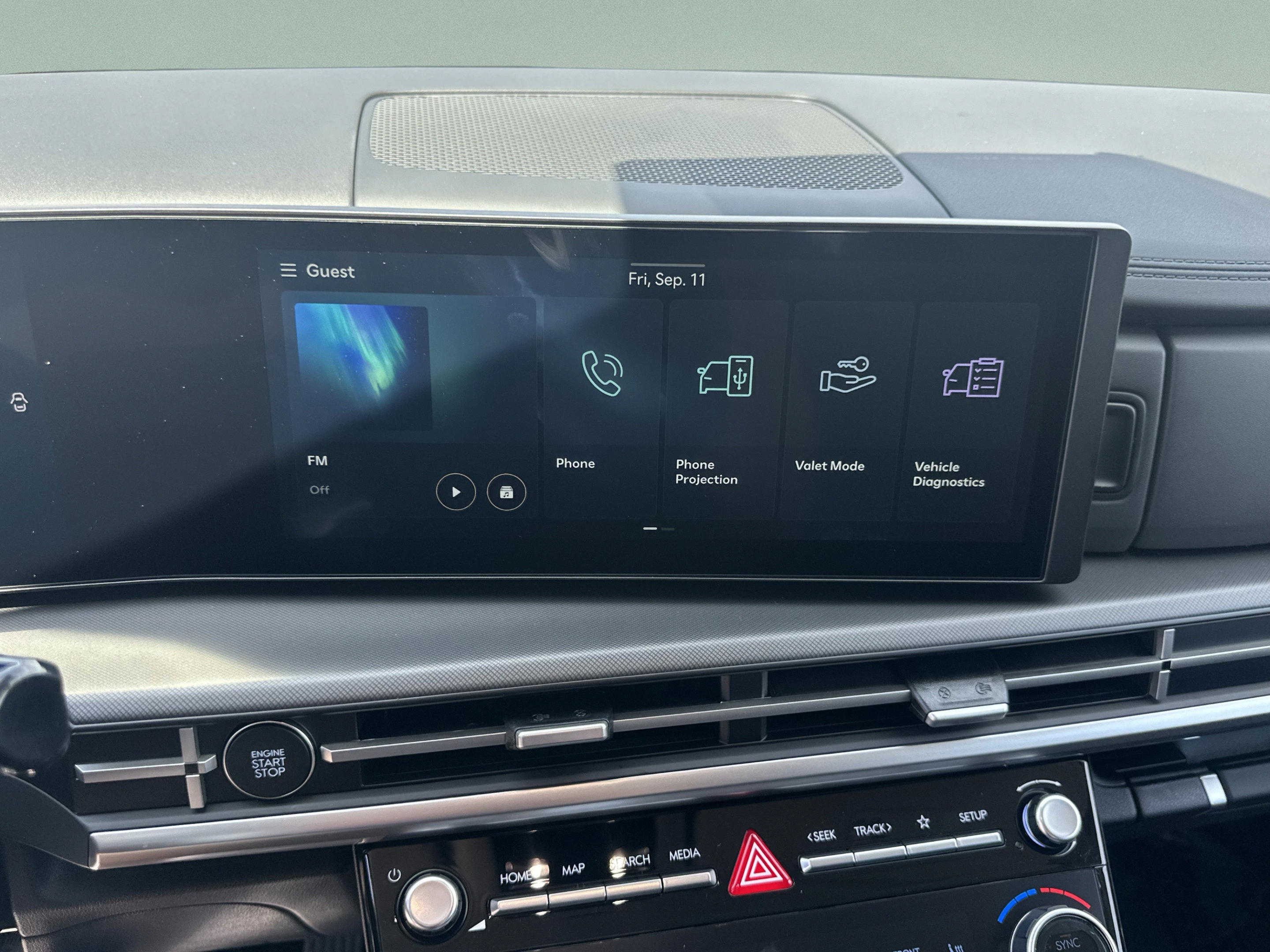 New 2027 Hyundai Santa Fe SEL FWD image 28