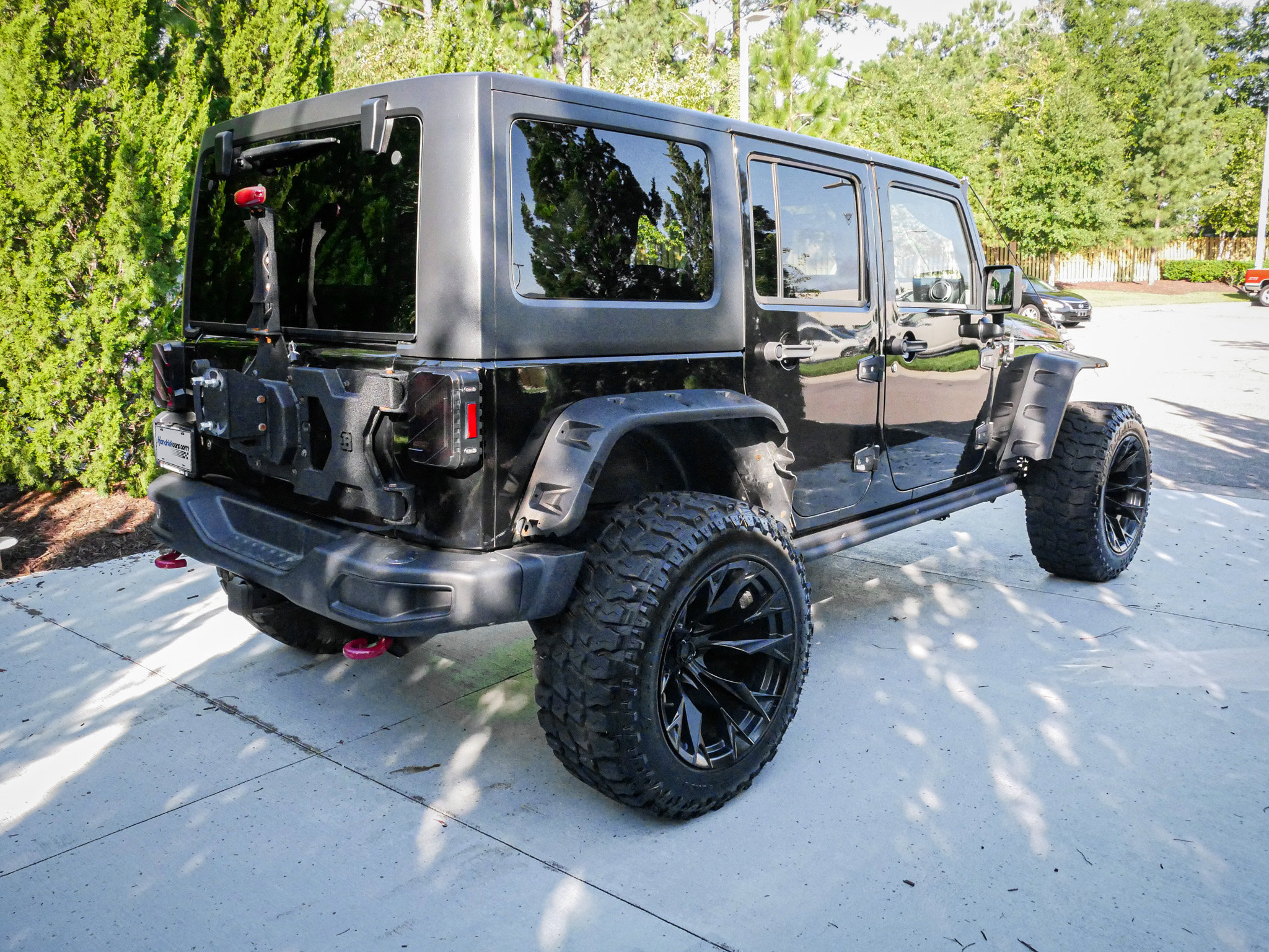 Used 2015 Jeep Wrangler Unlimited Rubicon AWD/4WD image 10