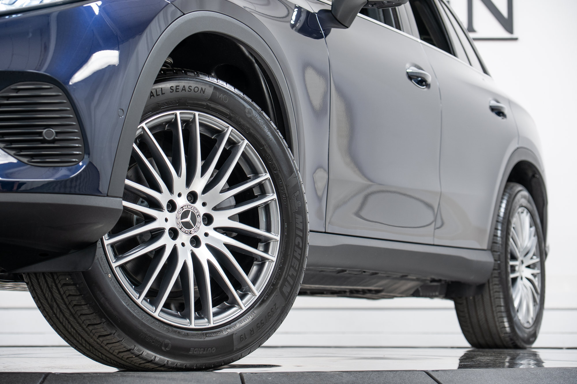 Certified 2024 Mercedes-Benz GLC 300 4MATIC image 27