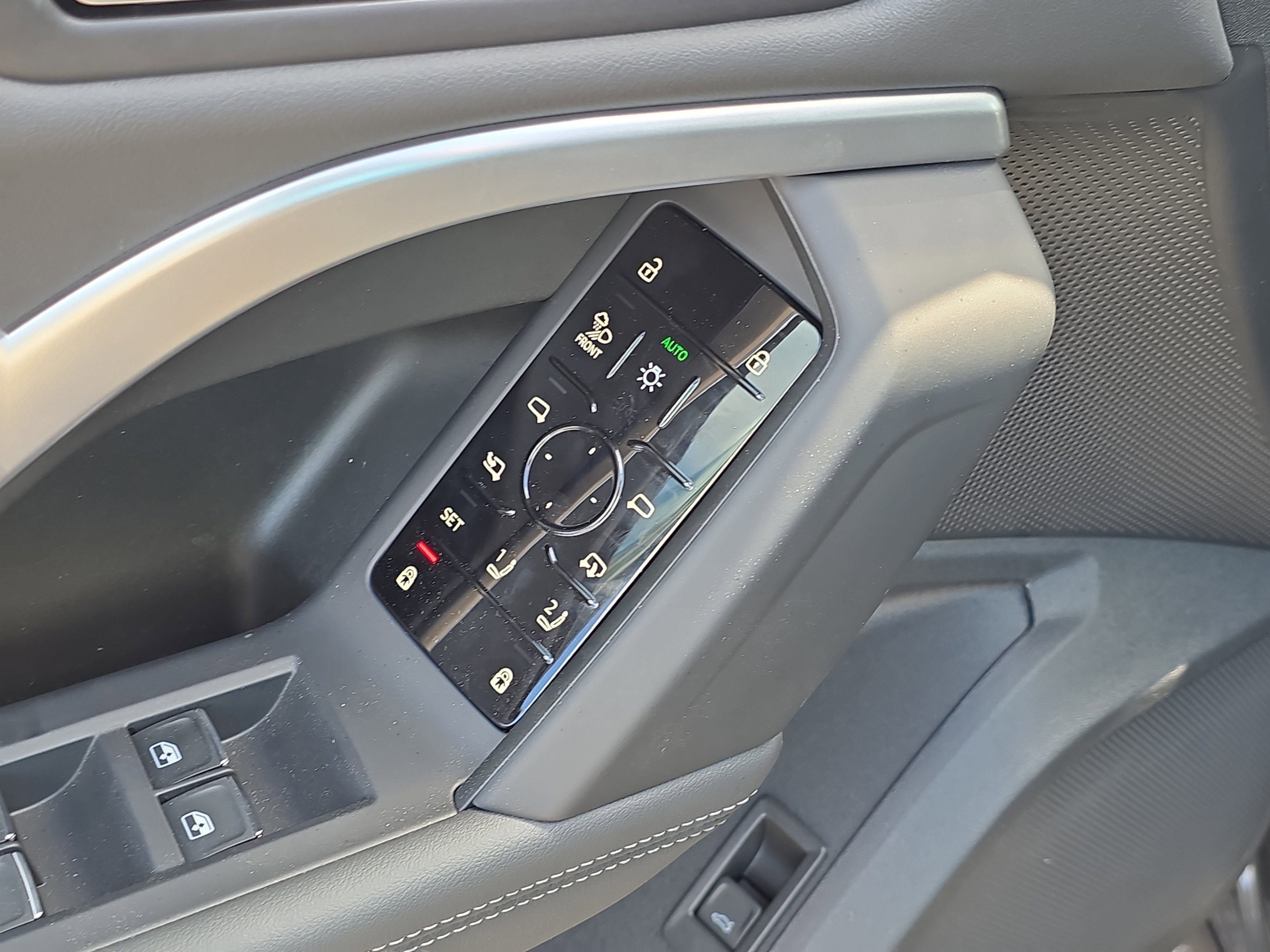 New 2025 Audi Q5 Premium Plus image 19