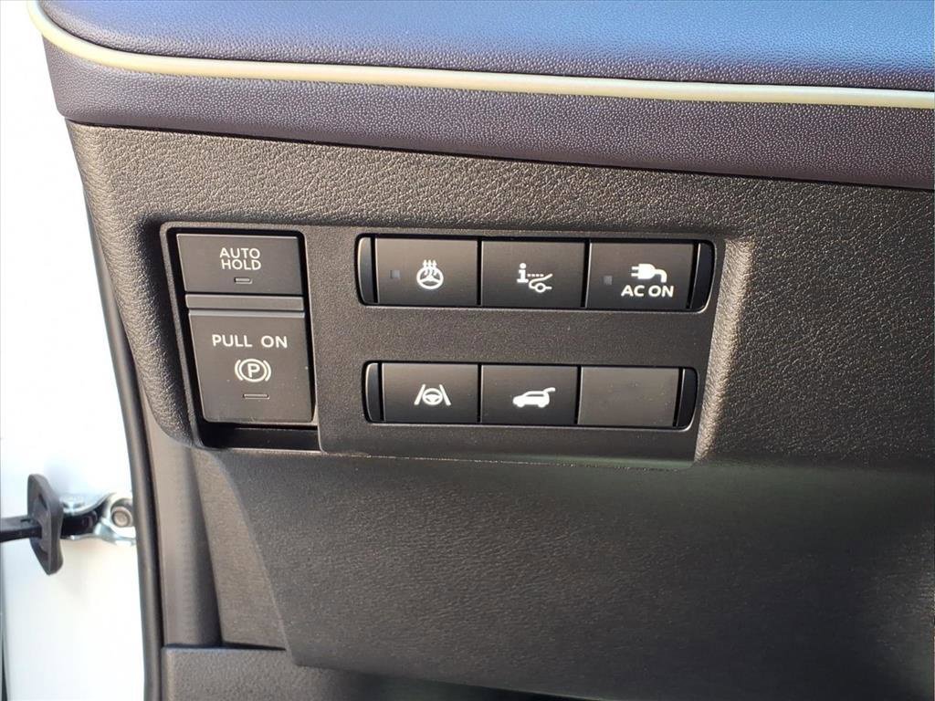 New 2026 Nissan Leaf Platinum+ FWD image 21