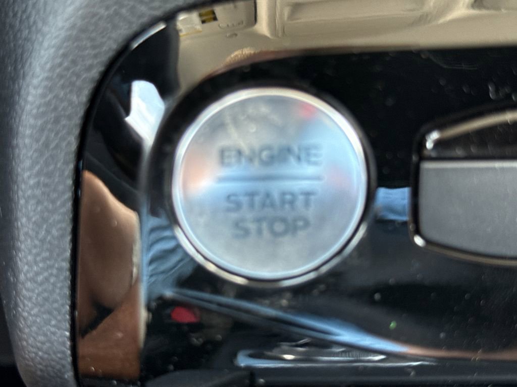 New 2025 Ford Escape Premium Package w/ PHEV Premium Package image 24