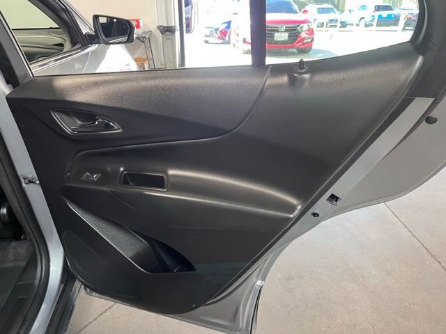 Used 2024 Chevrolet Equinox LT FWD image 15