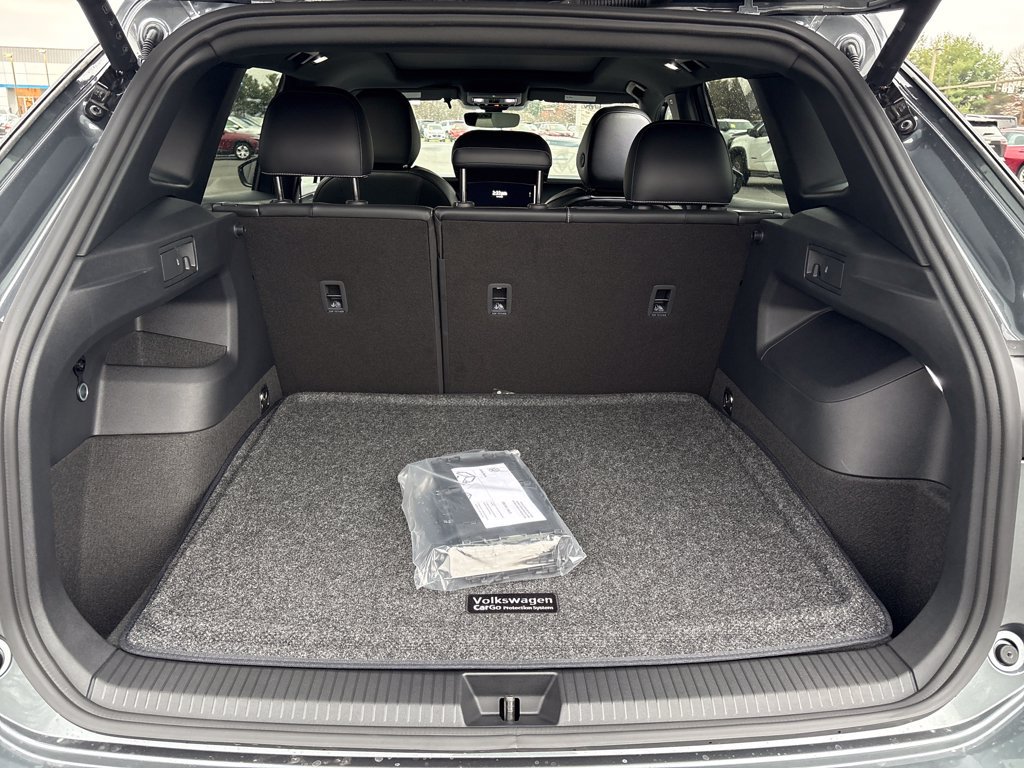 New 2026 Volkswagen Tiguan SE R-Line AWD/4WD image 15