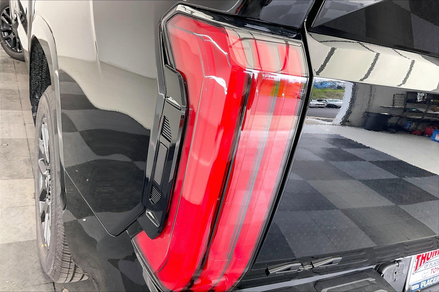 New 2025 Toyota Tundra Platinum AWD/4WD image 16
