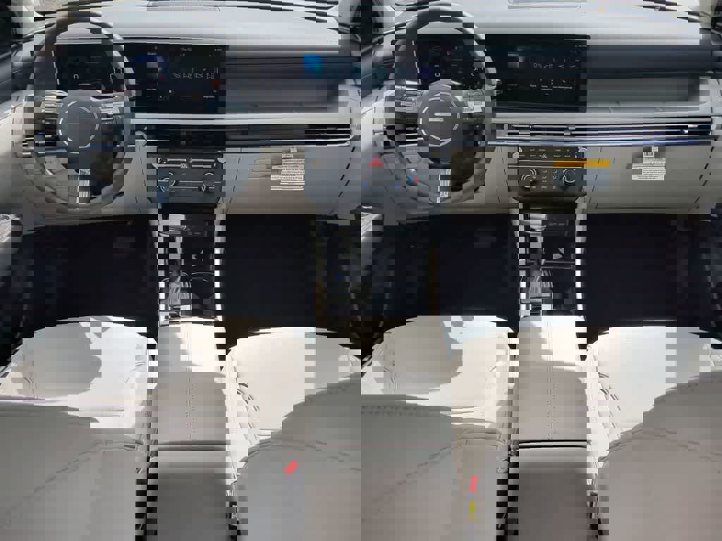 New 2026 Hyundai Tucson SE image 16