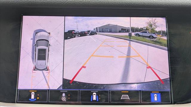 Used 2021 Cadillac XT5 Premium Luxury image 13