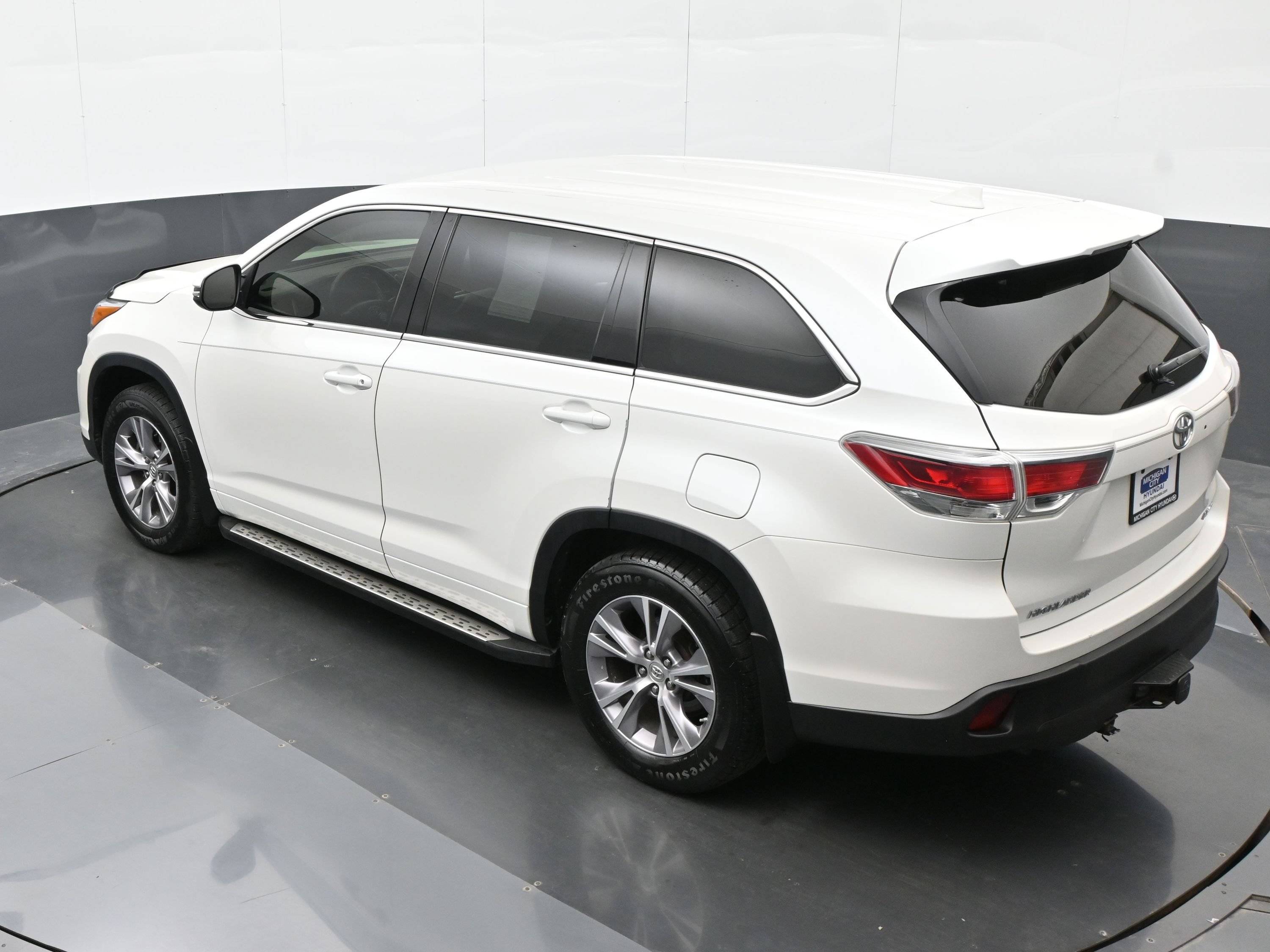 Used 2015 Toyota Highlander Plus AWD/4WD image 32