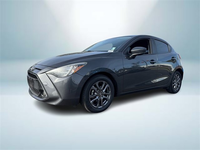 Used 2020 Toyota Yaris LE image 2