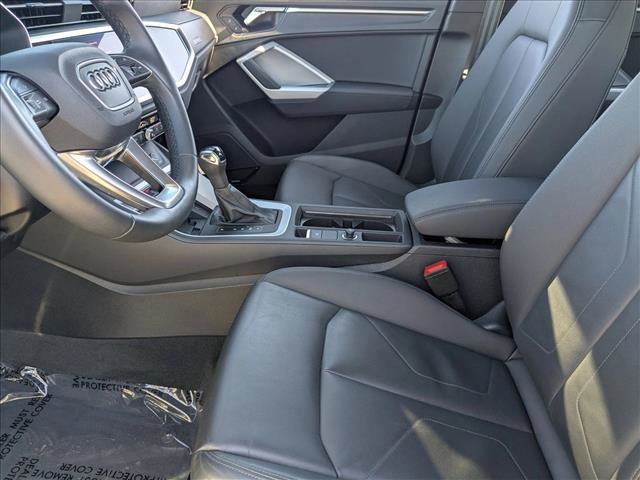 Certified 2025 Audi Q3 2.0T Premium Plus w/ Premium Plus Package image 14