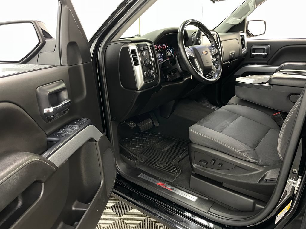 Certified 2018 Chevrolet Silverado 1500 LT w/ All Star Edition AWD/4WD image 21