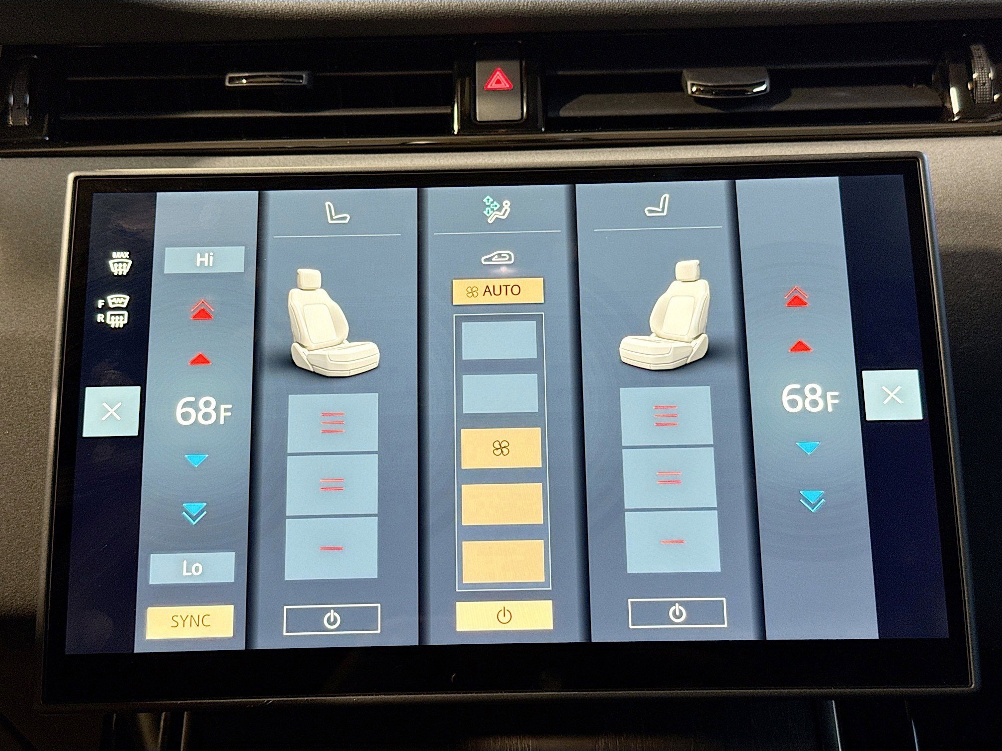 Used 2025 Land Rover Range Rover Evoque Dynamic SE AWD/4WD image 34