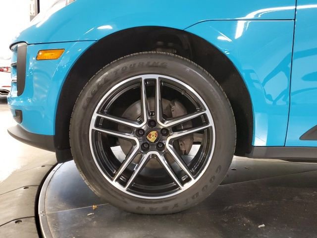 Used 2019 Porsche Macan image 32