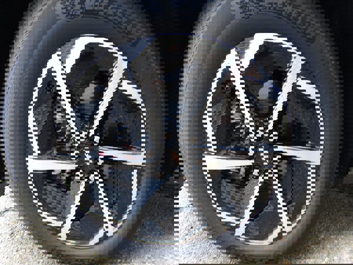 Used 2024 Chevrolet Equinox EV LT image 38