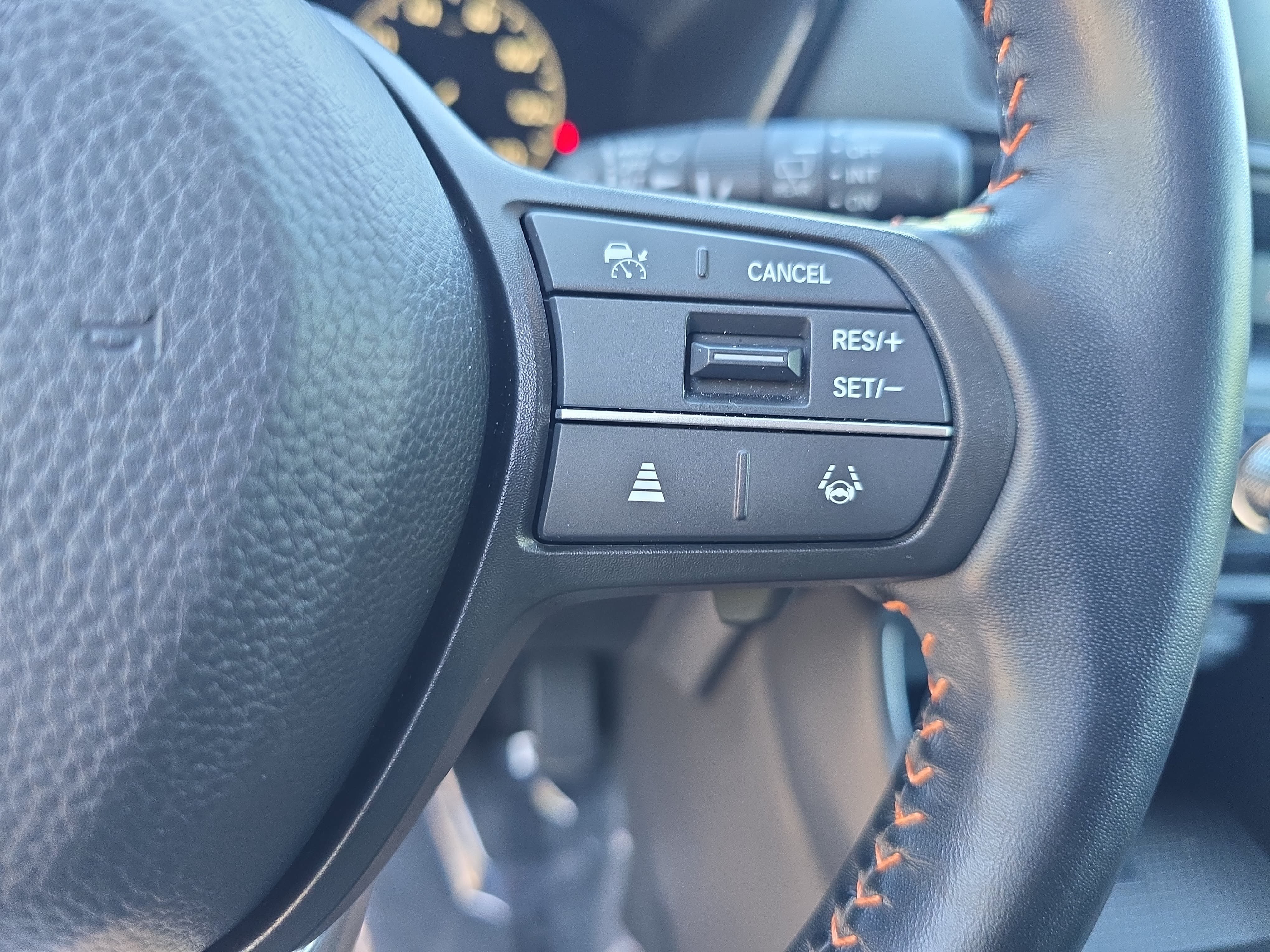 Used 2025 Honda CR-V Sport-L image 18