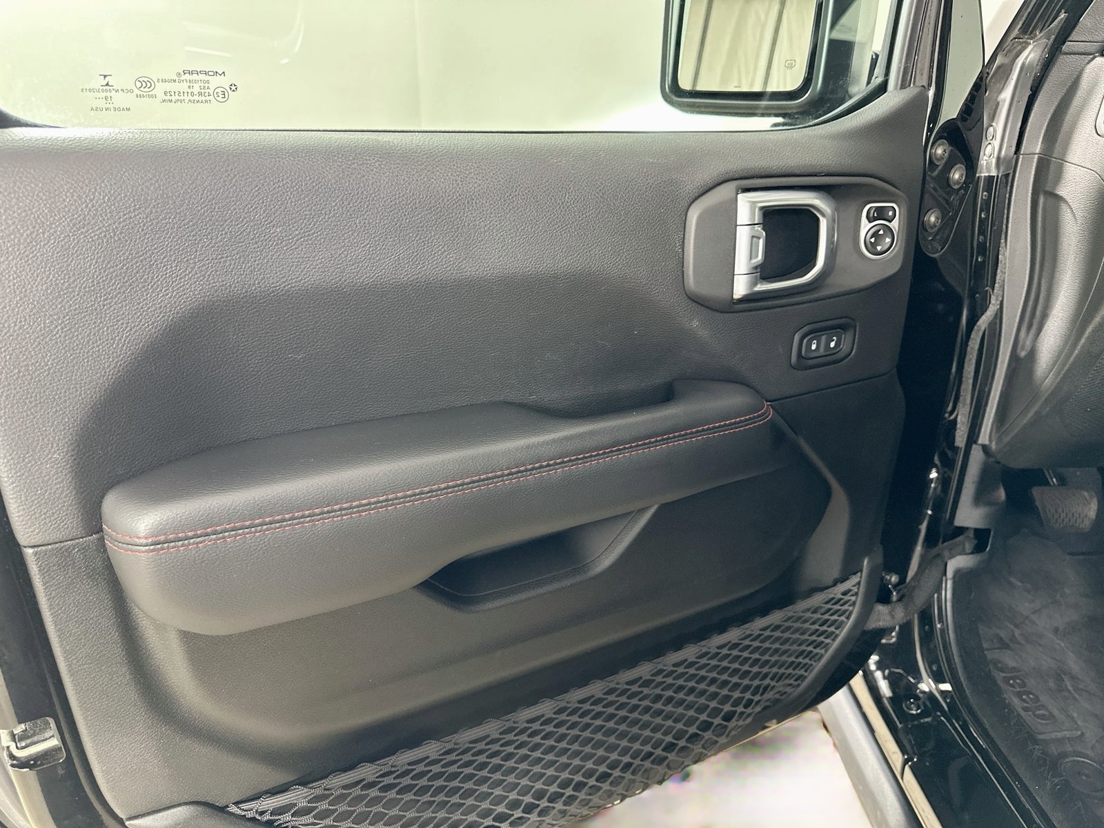 Used 2020 Jeep Gladiator Rubicon AWD/4WD image 16