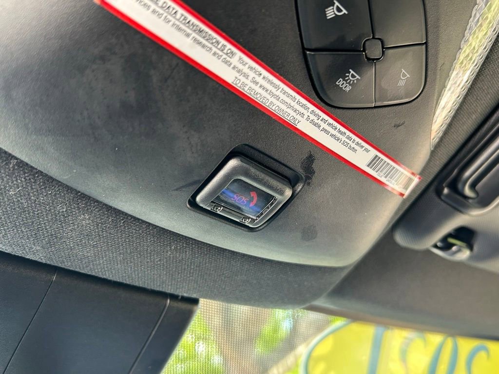 Used 2021 Toyota C-HR XLE image 44