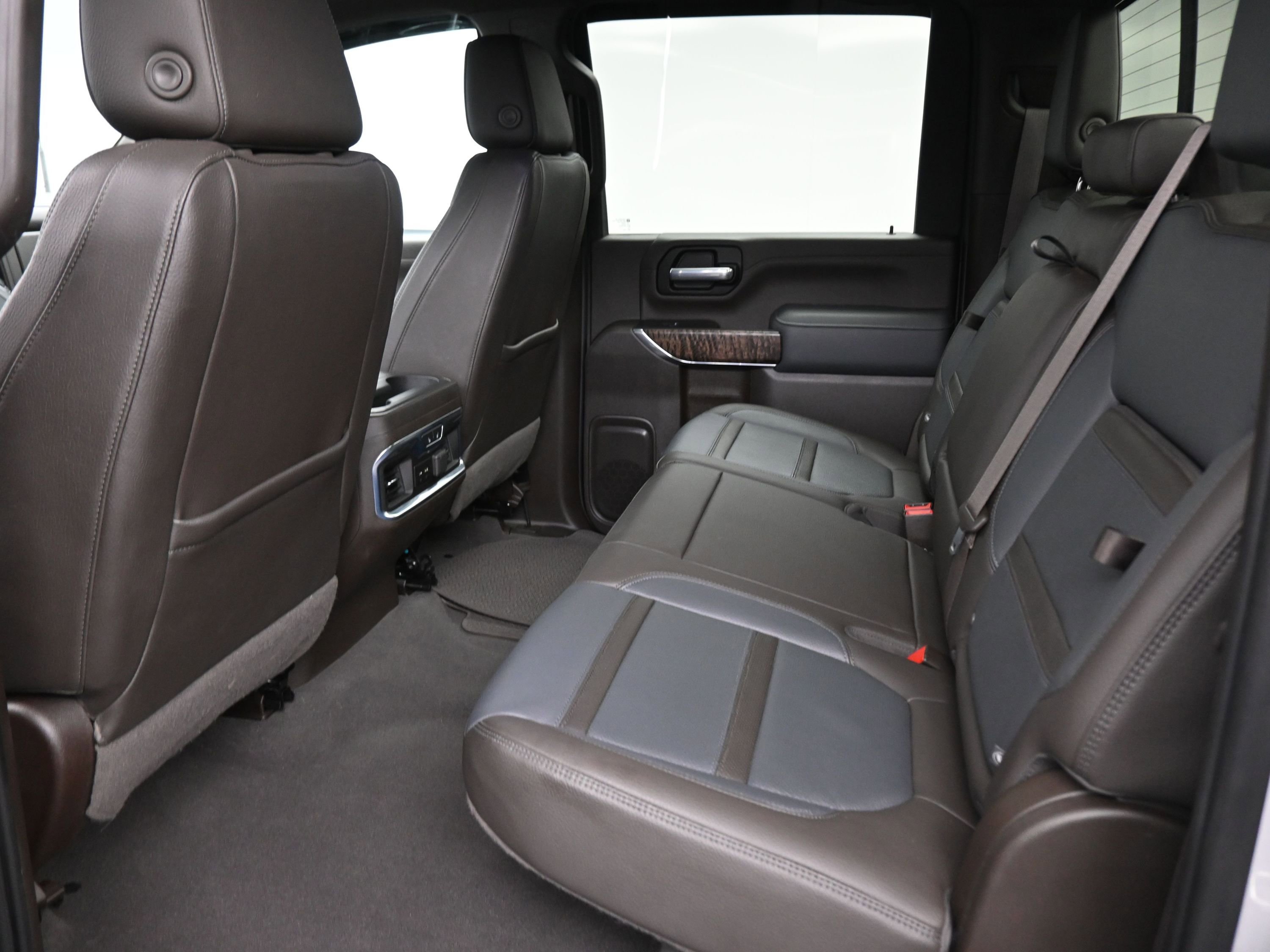 Certified 2021 GMC Sierra 3500 Denali w/ Denali Ultimate Package image 16