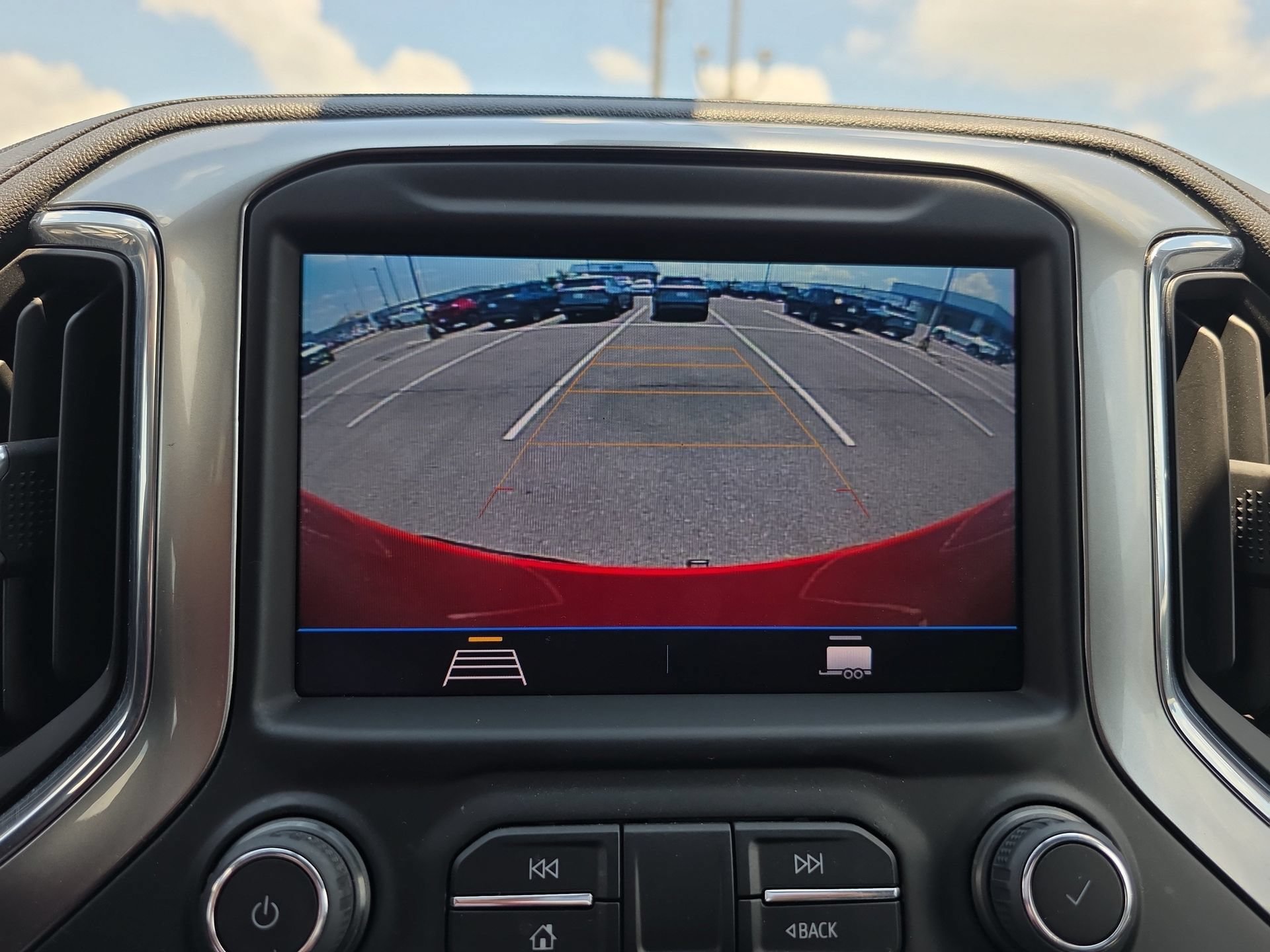 Used 2022 Chevrolet Silverado 1500 RST AWD/4WD image 22