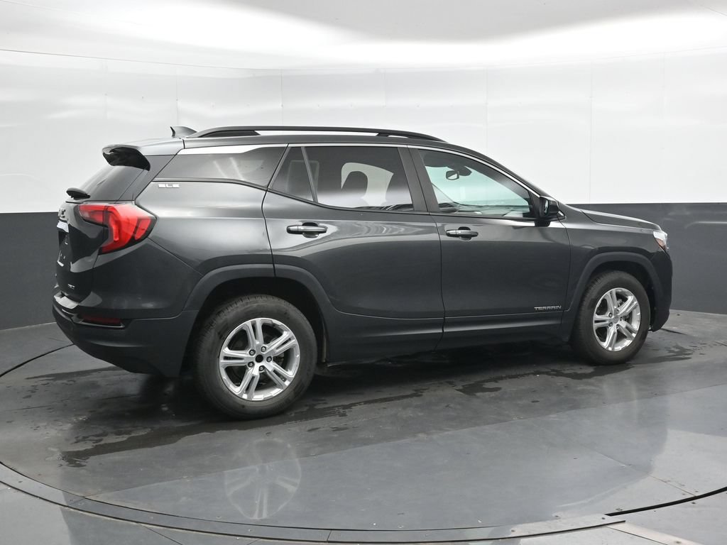 Used 2021 GMC Terrain SLE w/ Driver Convenience Package AWD/4WD image 2