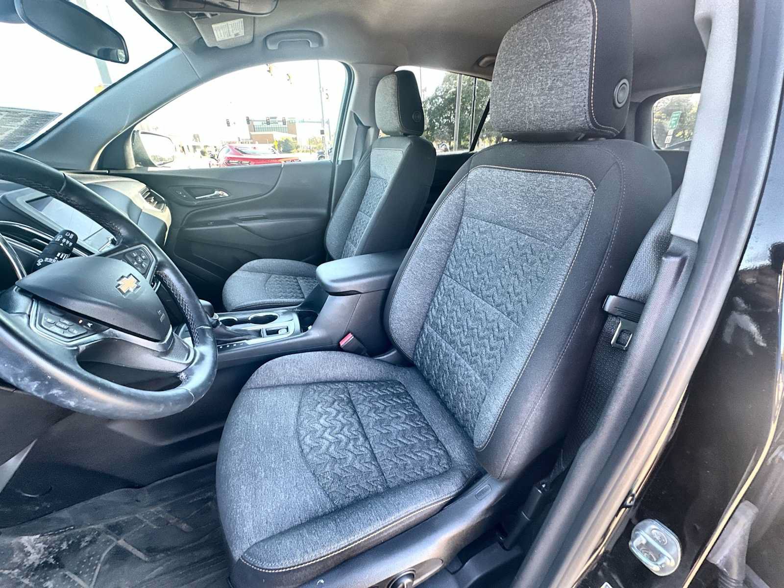 Certified 2023 Chevrolet Equinox LT FWD image 17