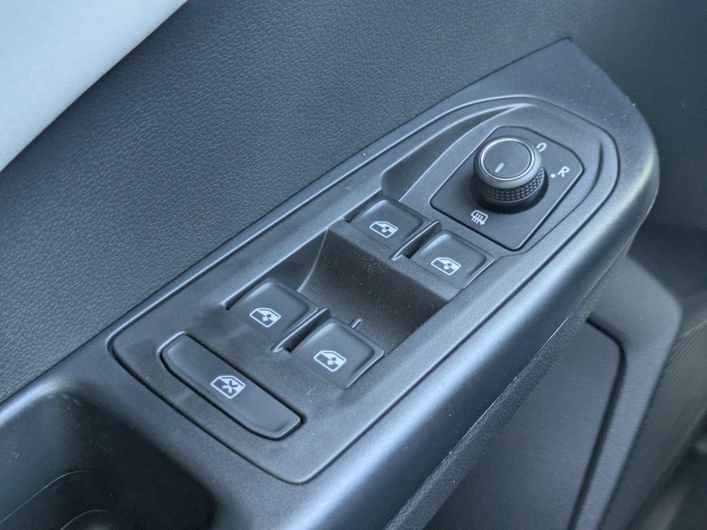 New 2026 Volkswagen Taos SE AWD/4WD image 24