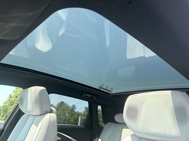 Used 2024 Cadillac Lyriq Luxury w/ LPO, Floor Liner Package AWD/4WD image 6