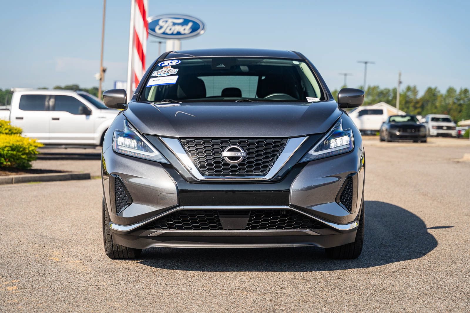 Used 2023 Nissan Murano S FWD image 2
