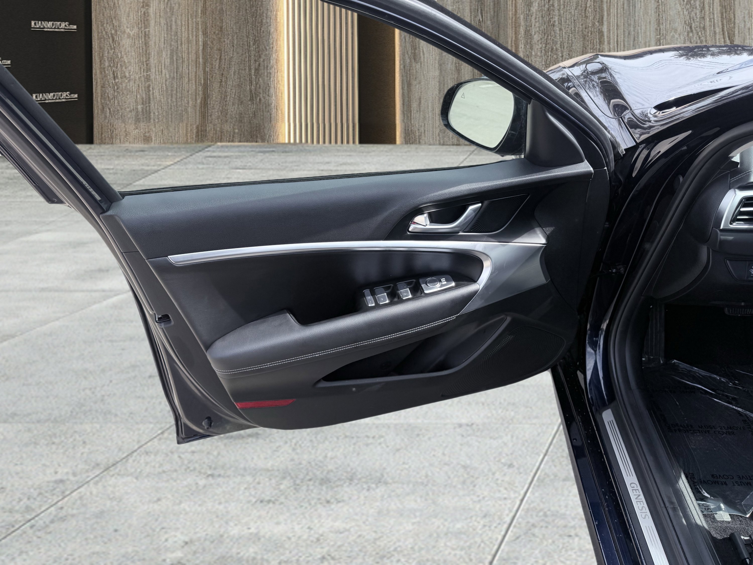 Used 2026 Genesis G70 2.5T image 20